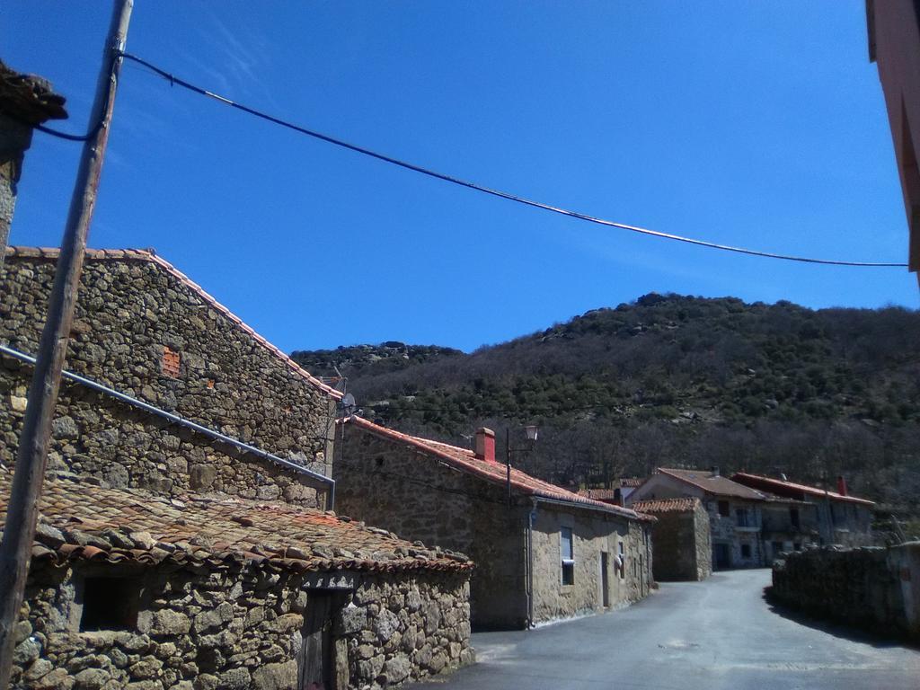 Apartamentos La Covatilla Neila de San Miguel Extérieur photo