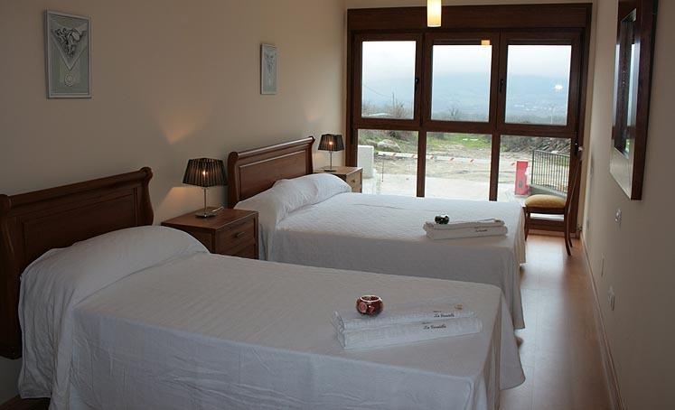 Apartamentos La Covatilla Neila de San Miguel Extérieur photo